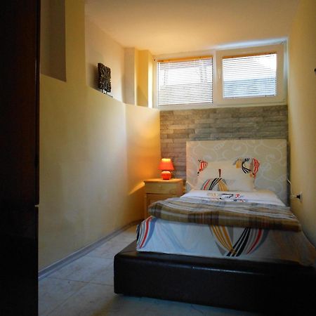 Hostel Del Mar Варна Екстер'єр фото